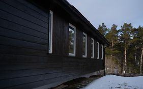 Dombåstun Motel